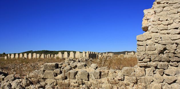 Обмелевшее водохранилище в Испании обнажило руины древних бань