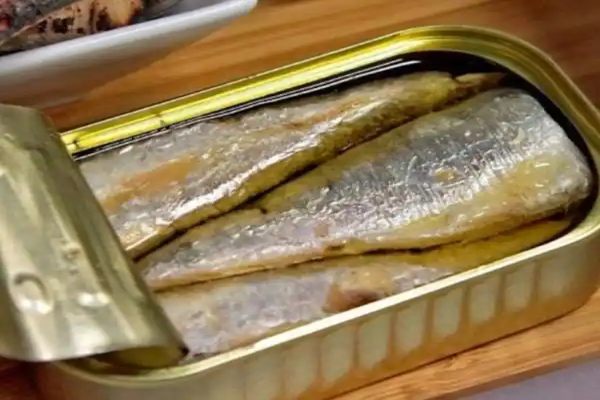 Консервы. Бульонные кубики. Сериал «Следствие ведут нутрициологи» на Русской Испании