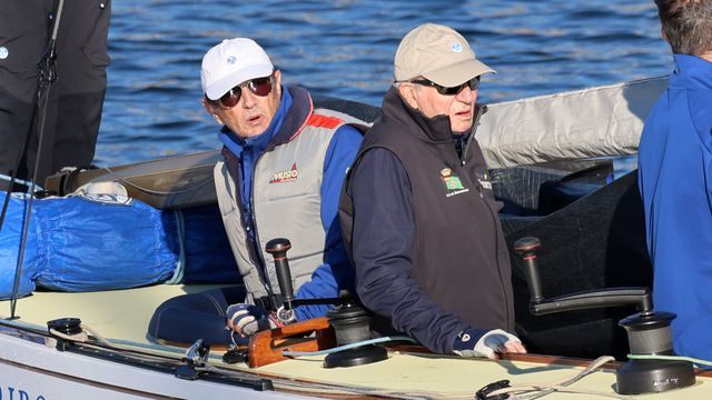 Ветчина, морепродукты и хек: меню короля Хуана Карлоса за 35 евро в его последний вечер в Галисии