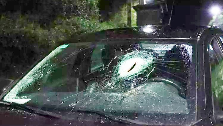 Обезглавленный отец… головой об автомобили. Испанцы оцепенели от новости