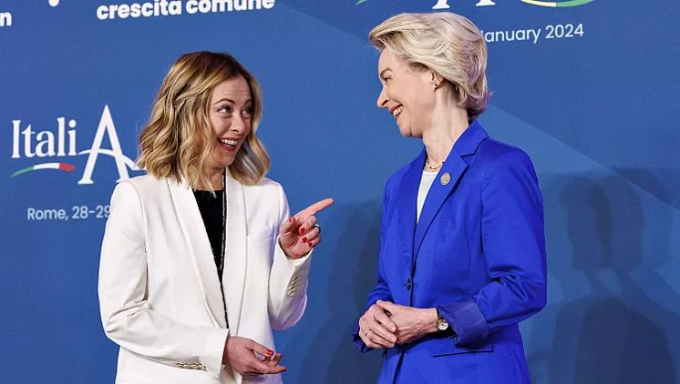 Чем обернётся предвыборный финт фон дер Ляйен в сторону VOX и Мелони?