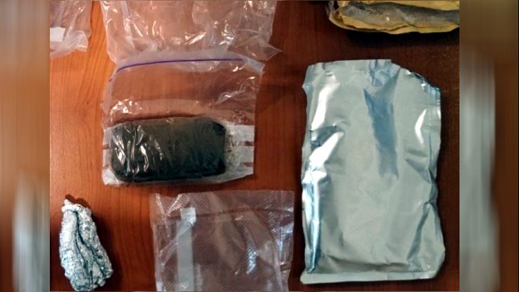 Житель Ульяновска по почте получал наркотики из Франции и Испании