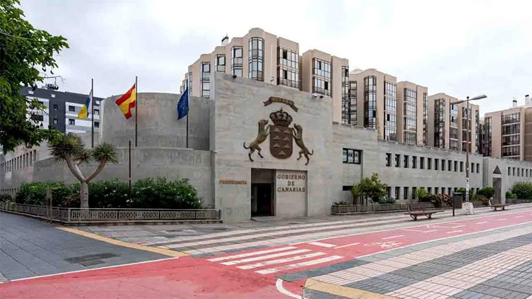 Канарские острова предъявили в Мадрид ультиматум по вопросу миграции