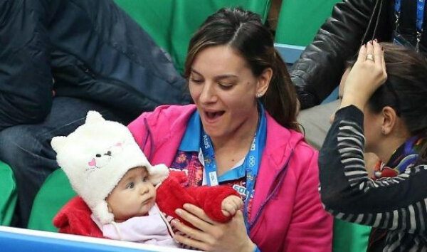 Дочь Елены Исинбаевой победила на теннисном турнире на Канарских островах.