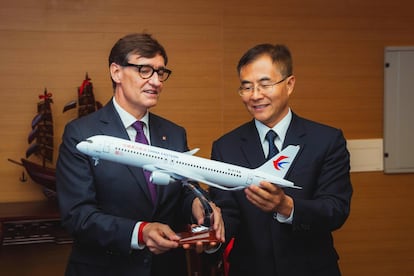 Каталония расширяет сотрудничество с Китаем: новые морские и авиамаршруты между Барселоной и Шанхаем