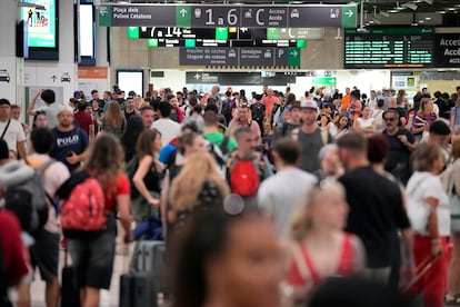 Три масштабных сбоя полностью остановили пригородные поезда Rodalies в Каталонии в 2025 году