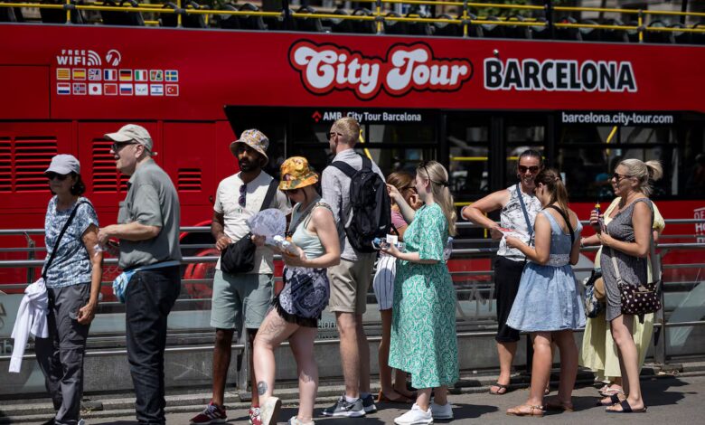 В Барселоне туристический сбор вырастет вдвое: к 2028 году гости будут платить до 15 евро в сутки