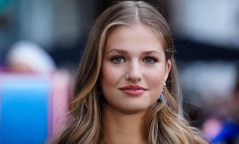 Как принцесса Леонор и инфанта София вдохновляют молодежь Испании: взгляд изнутри