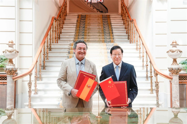 Испания усиливает сотрудничество с Китаем в судебной сфере на фоне международной критики