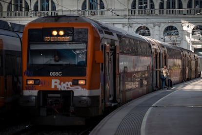 В Каталонии за июль отменили более 1200 пригородных поездов: транспортный кризис продолжается