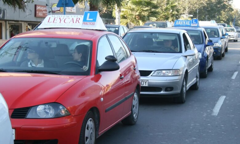 Какие водительские права нужны для работы преподавателем в автошколе в Испании