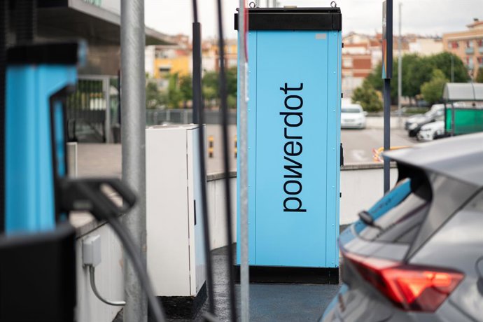 Powerdot amplió su red de estaciones de carga en España en un 30% y planea triplicarla para 2027