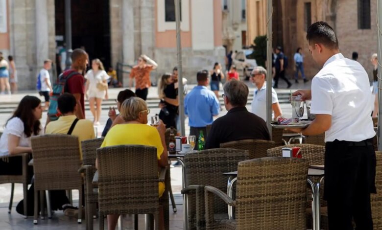 Число занятых в Испании достигло рекордного уровня, безработица снизилась до минимума за 18 лет