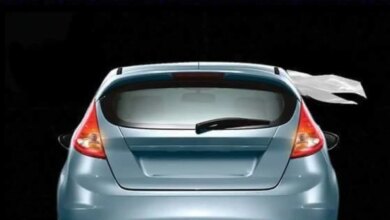 Зачем автомобилисты в Испании вывешивают белый платок на окно машины