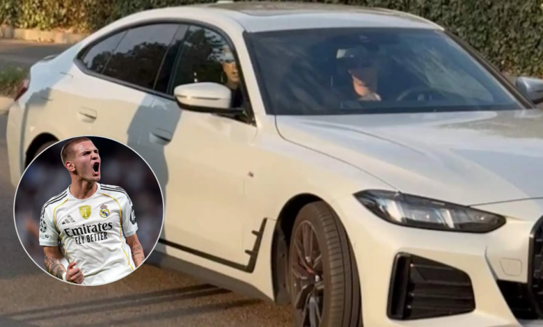 Argentine Newcomer of Madrid Club Surprises Fans by Driving Himself