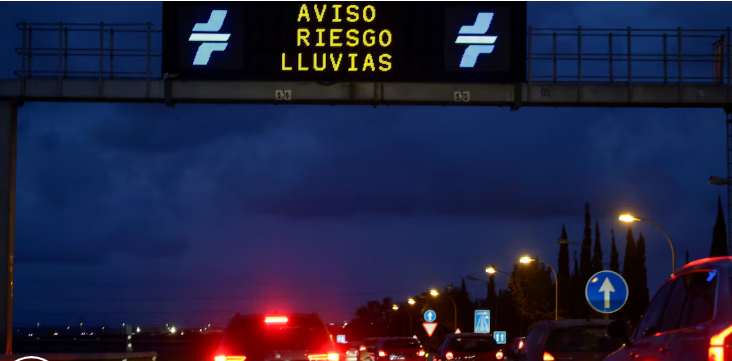 Heavy rains cause flooding and transport disruptions in Valencia and Castellón