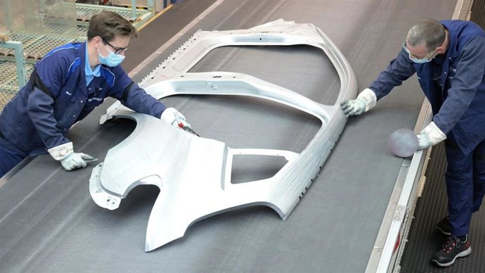 Volvo, Mercedes and Tesla accelerate shift to green steel in the automotive industry