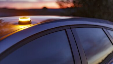 С 2026 года в Испании вводят обязательную световую сигнализацию V-16