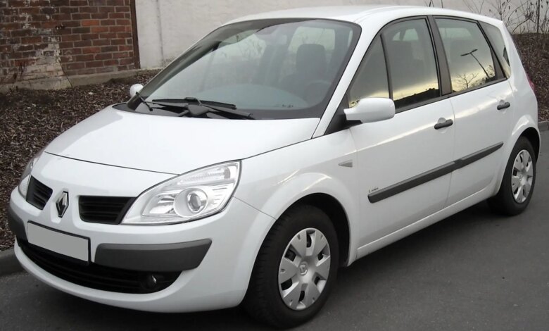 Renault Scenic II in Spain: How the Popular Family Car Has Evolved