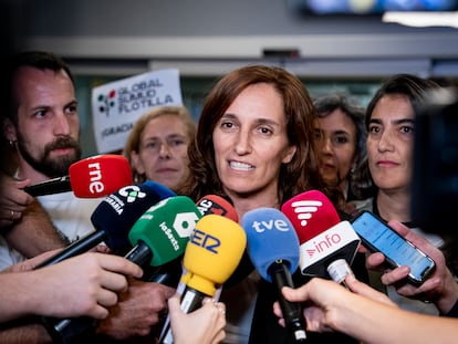 Сенат Испании вызывает сотрудников PSOE по делу о подозрительных расходах