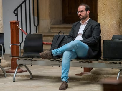 Castile and León President and Environment Minister Investigated Over Summer Wildfires