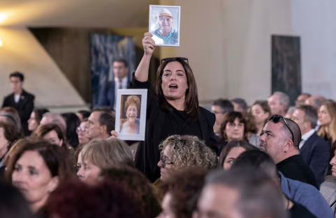 Valencia: la crisis política del PP se agrava tras el polémico funeral