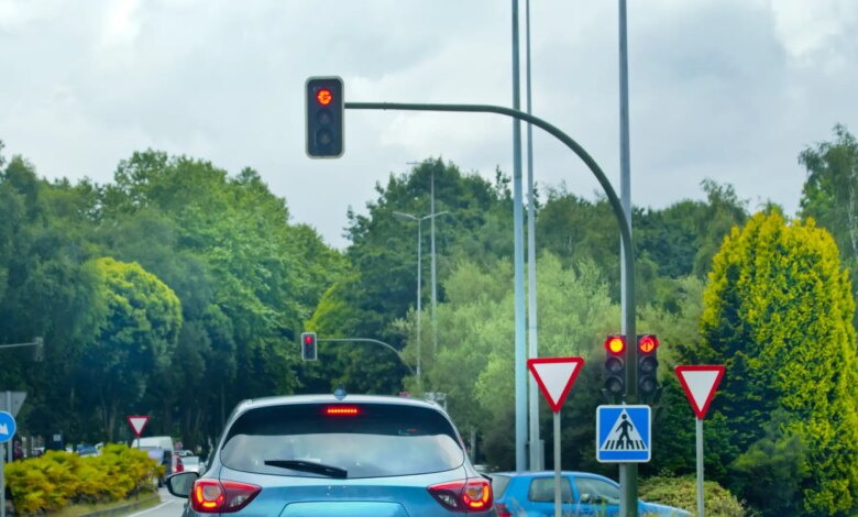 Spain Updates Road Signs for Modern Modes of Transport