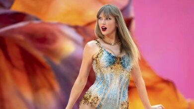ΠΠ°ΠΊΠΈΠ΅ Π°Π²ΡΠΎΠΌΠΎΠ±ΠΈΠ»ΠΈ ΠΌΠΎΠΆΠ½ΠΎ Π²ΡΡΡΠ΅ΡΠΈΡΡ Π² ΠΊΠΎΠ»Π»Π΅ΠΊΡΠΈΠΈ Taylor Swift Π² ΠΡΠΏΠ°Π½ΠΈΠΈ