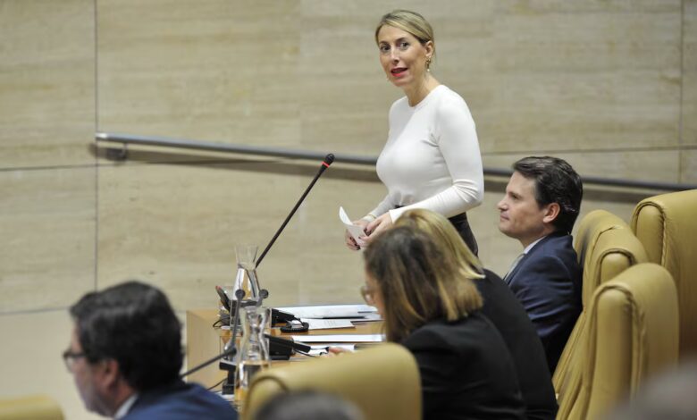 María Guardiola: How the Leader of Extremadura Navigates Crises and Elections