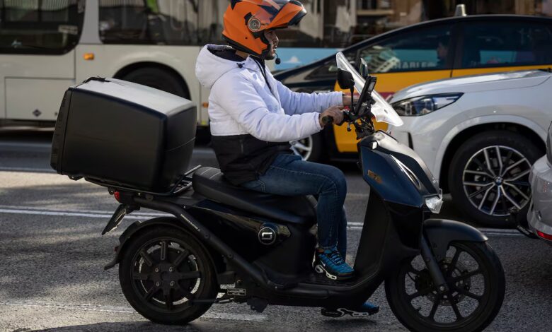 Barcelona Launches Subsidies for Electric Scooters When Scrapping Old Petrol Models
