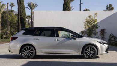 Toyota Corolla Touring Sports 2025: универсал