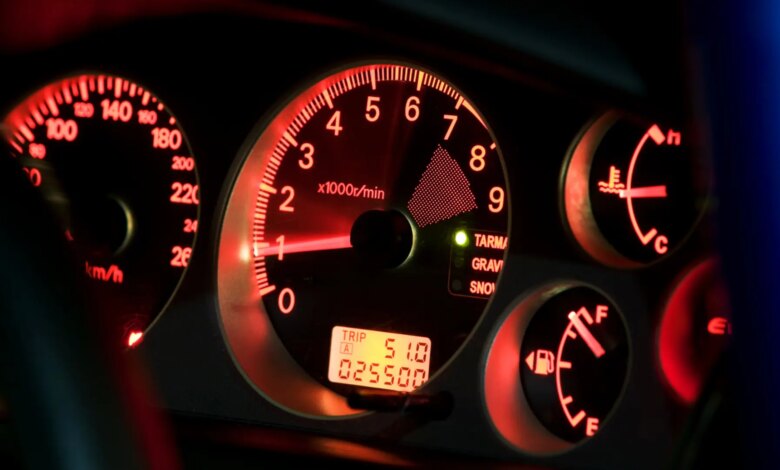 Why Your Car’s Speedometer Always Shows More Than GPS Apps on Your Smartphone