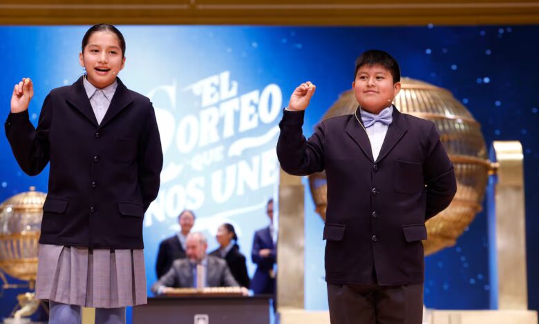 Когда объявляют Гордo: как менялось время главного приза Лотереи Рождества за 10 лет