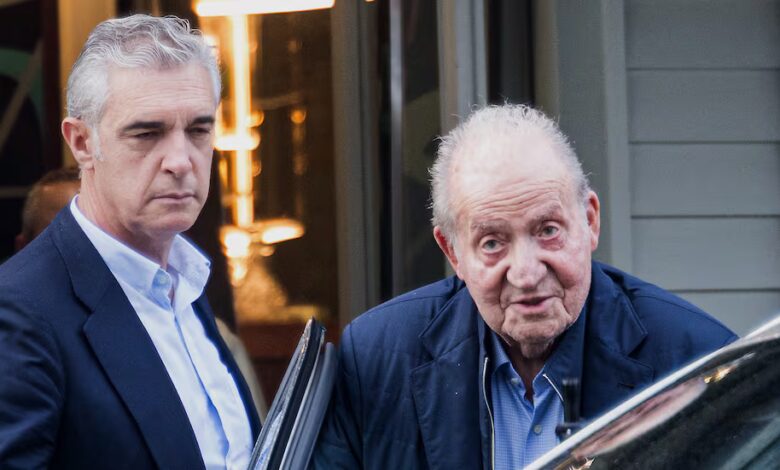 Juan Carlos Urges Youth to Support Felipe VI in Uniting the Country