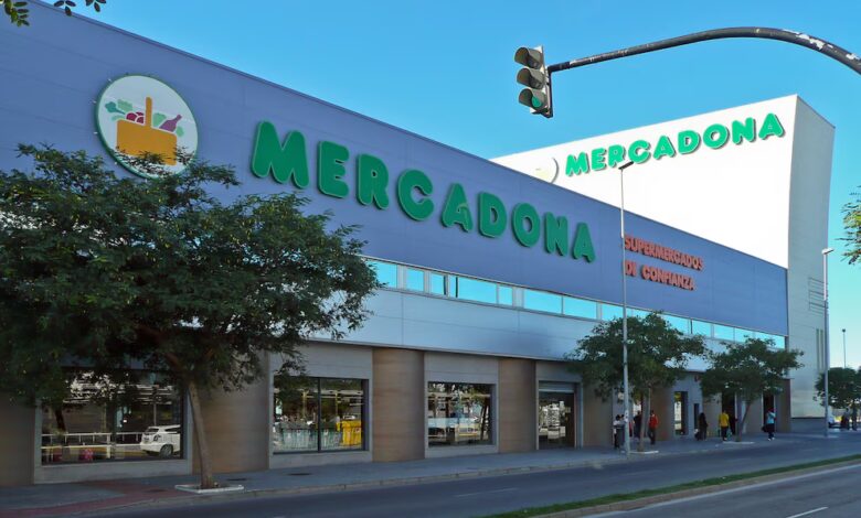 Mercadona modifica su horario durante los festivos de diciembre en toda España