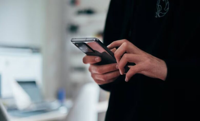 Two Arrested in Barcelona for Large-Scale SMS Phone Scams