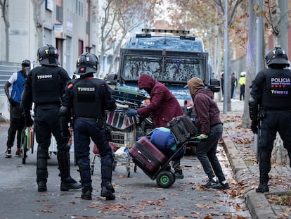 Hundreds of Migrants in Badalona Left Homeless After Eviction from B9