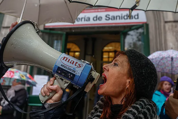 Doctors Across Spain Stage Mass Strike Against New Healthcare Law