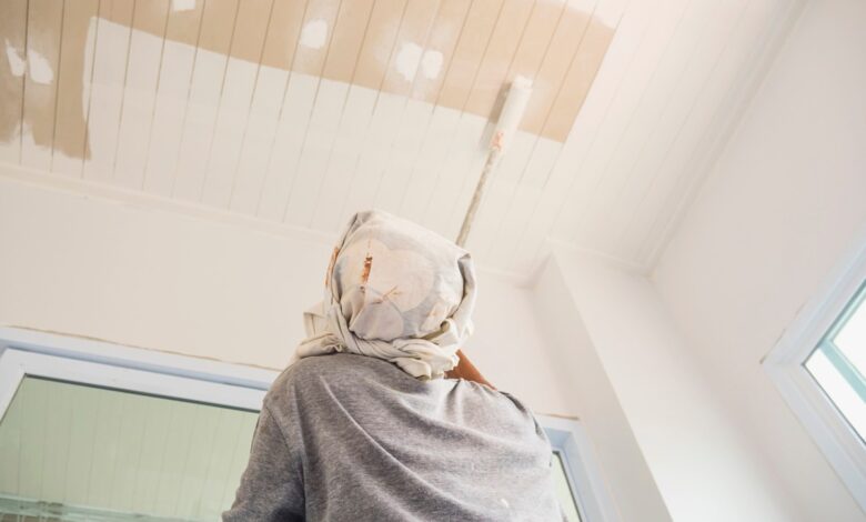 Step-by-Step Guide: How to Repair a Hole in Any Type of Ceiling