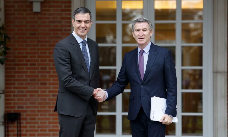 Санчес и Фейхо встретятся для обсуждения отправки военных в Украину и обороны