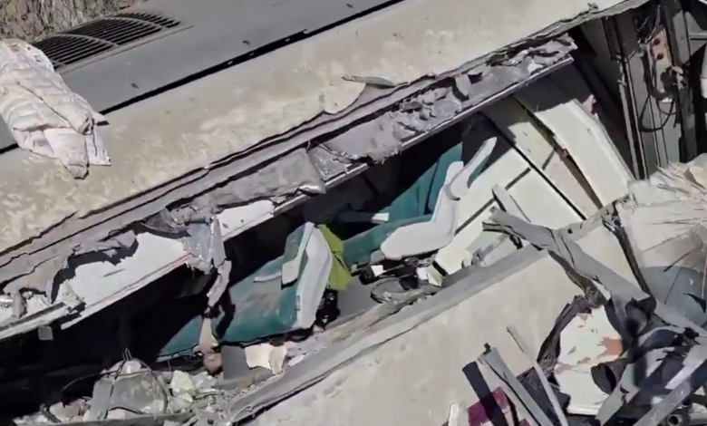 Власти подтвердили: в поезде Alvia остаются три тела, число жертв растет