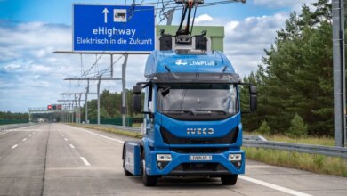 ΠΠ΅ΡΠΌΠ°Π½ΠΈΡ ΡΠ΅ΡΡΠΈΡΡΠ΅Ρ Π³ΡΡΠ·ΠΎΠ²ΠΈΠΊΠΈ Ρ ΡΠ»Π΅ΠΊΡΡΠΎΠΊΠΎΠ½ΡΠ°ΠΊΡΠ½ΠΎΠΉ ΡΠ΅ΡΡΡ Π½Π° Π΄ΠΎΡΠΎΠ³Π°Ρ
Π±ΡΠ΄ΡΡΠ΅Π³ΠΎ