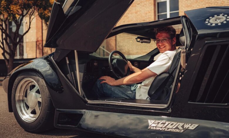 Vector W8 Twin Turbo — американская мечта, ставшая кошмаром для коллекционеров