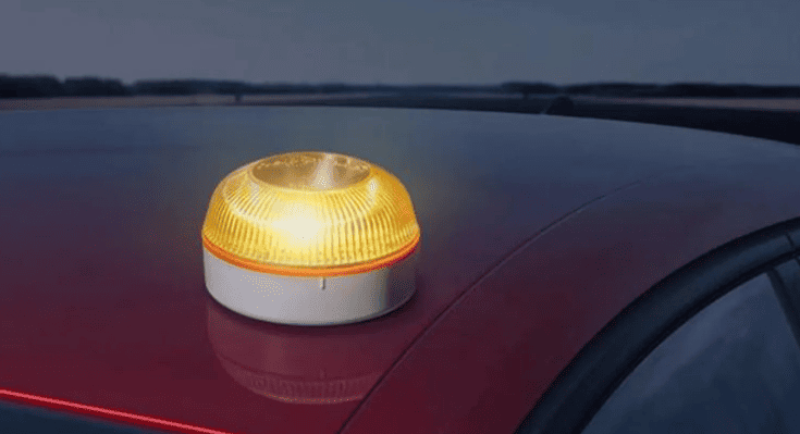 Drivers in Spain temporarily spared fines for missing V-16 emergency light