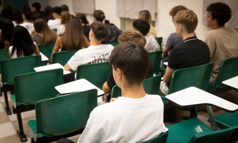 Scandal Over Funding for Private Lyceums in Aragon Intensifies