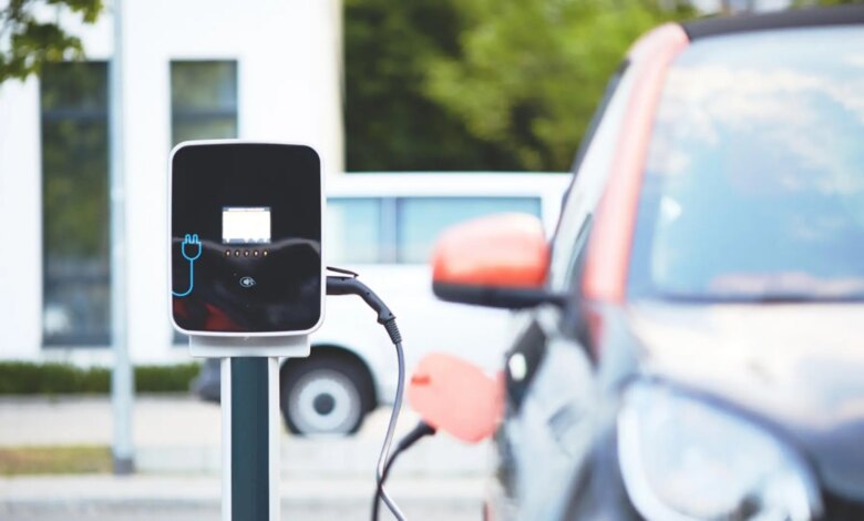 Major overhaul of car incentives: what has changed for electric car buyers in Spain