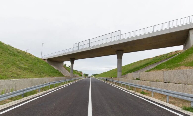 19 million dollars for a bridge you can’t walk on why California needs it