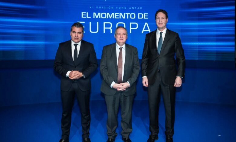 Испания теряет 400 тысяч авто в год: электромобили, миллиарды и давление на ЕС