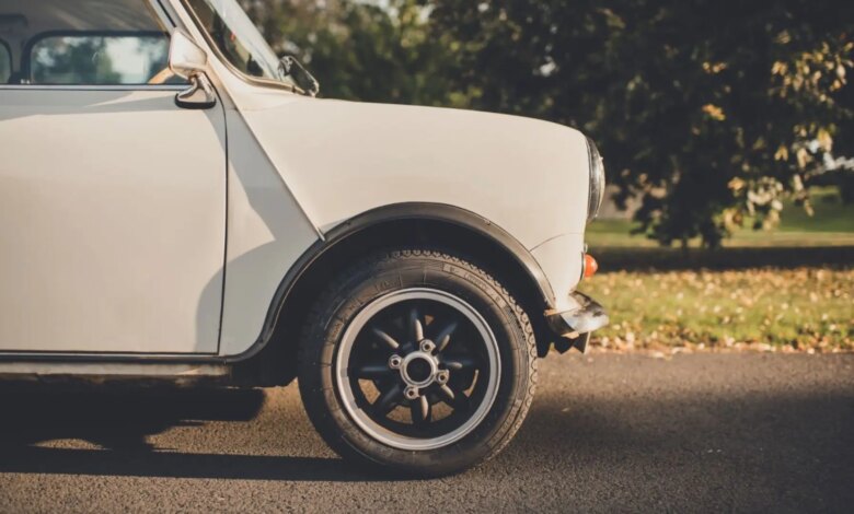 Как Mini превратился из дешёвого спасения в элитный символ перемен