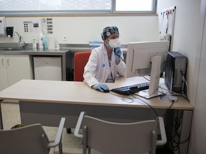 Dispute Erupts in Catalonia Over Record Sick Leave Among Youth